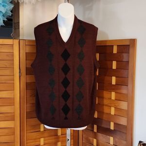 Dockers brand sweater vest. Unisex